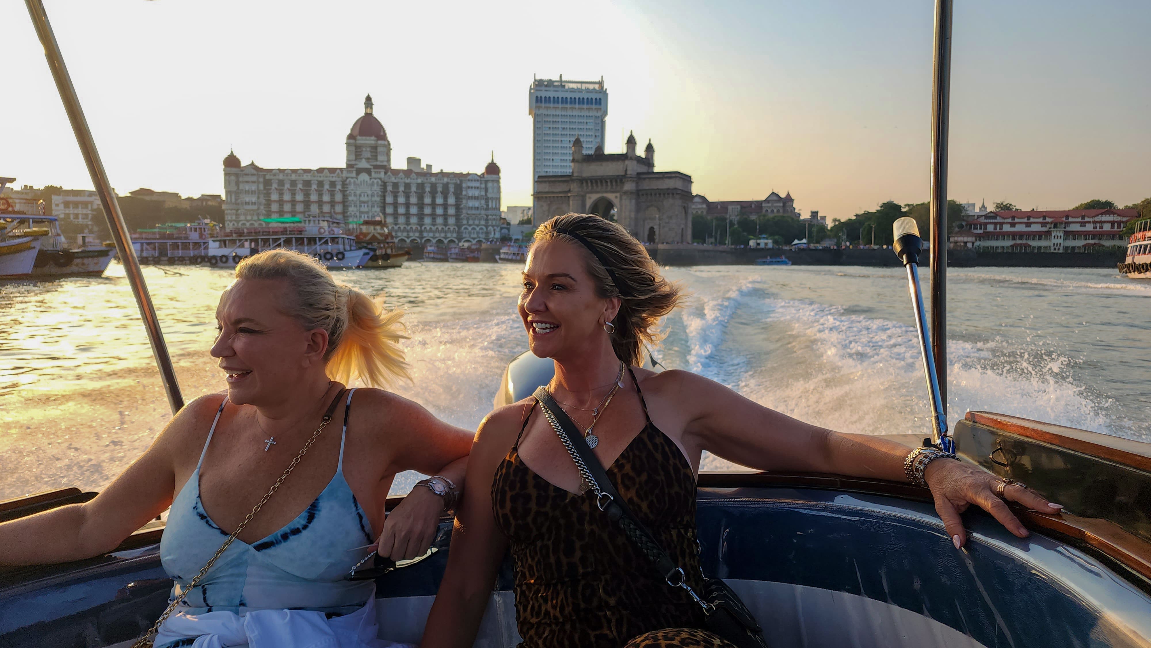 Sunset speedboat ride with Gateway of India visible after Elephanta Caves tour